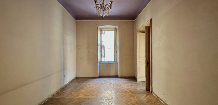 Appartamento Da Ristrutturare a Trieste