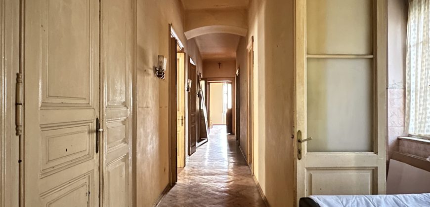 Appartamento Da Ristrutturare a Trieste