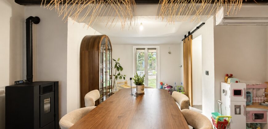 Casa Indipendente Con Ampio Giardino