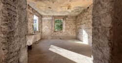 Ampia Casa Con Giardino