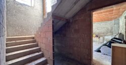 Ampia Casa Con Giardino